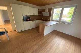 Wohnung mieten in 85123 Karlskron, Helle und geräumige 4-Zimmerwohnung mit EBK und 2 Balkonen