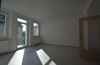 Wohnung mieten in Bahnhofstraße 44, 09599 Freiberg, Helle, Großzügige 3-Raum-Wohnung mit Aufzug in Freiberg – zu vermieten
