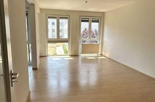 Wohnung mieten in Spandauer Straße 147, 14612 Falkensee, 2-Zimmer-Wohnung mit Balkon, Aufzug und Tiefgarage