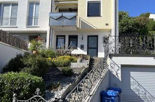Haus kaufen in Gerhart-Hauptmann-Weg 83, 73447 Oberkochen, Wohnen mit Charakter: Reiheneckhaus mit schönem Garten in Oberkochen