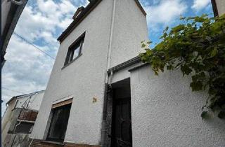 Haus kaufen in 56070 Koblenz, Koblenz - Kleines Häusschen in Koblenz-Neuendorf 65.000 ?