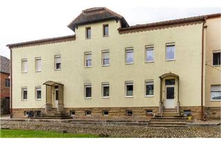 Mehrfamilienhaus kaufen in 06679 Hohenmölsen, Hohenmölsen - Attraktives Mehrfamilienhaus auf 7848 m² Grundstücksfläche