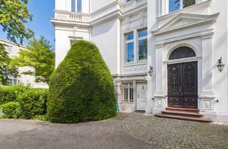 Wohnung kaufen in 65189 Wiesbaden, Wiesbaden / Wiesbaden Südost - 2-Zimmer-Altbauwohnung in begehrter Lage von Wiesbaden