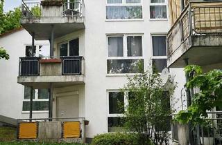 Wohnung kaufen in 34253 Lohfelden, Eigentumswohnung in begehrter Wohnanlage in Lohfelden. Mit zwei Zimmern und Loggia!
