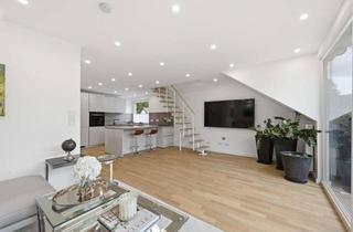 Wohnung kaufen in 58093 Hohenlimburg, Sanierte Dachgeschosswohnung (87,18 m²) für Alleinstehende oder Paare in Hagen-Holthausen