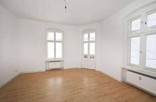 Wohnung kaufen in Müllerstraße 60, 13349 Wedding, Drei Zimmer mit viel Platz und Potenzial