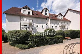 Wohnung kaufen in 76877 Offenbach, Attraktive 2-Zimmer Dachgeschosswohnung mit Balkon & Stellplatz