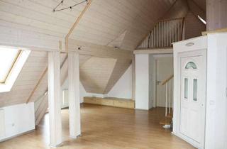 Wohnung kaufen in Orleansstraße, 86157 Pfersee, Helle, ruhige 2,5 Zimmer Wohnung zzgl. Galerie und Dachterrasse