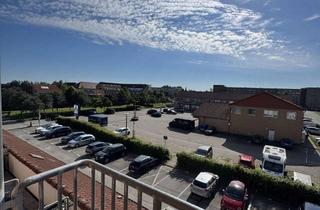 Wohnung mieten in Fr.-Nansen-Straße, 17493 Ostseeviertel, Sehr schöne 3-Raum-Wohnung mit Stellplatz in beliebter Lage !!!