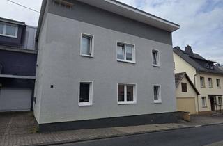 Wohnung mieten in Lahnstraße, 56368 Katzenelnbogen, Modernisierte 3-Zimmer-Erdgeschosswohnung mit zukunftsweisender Energieeffizienz und Gartenmitnutzun