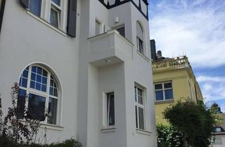 Wohnung mieten in Blumenkamp, 45133 Bredeney, Gut geschnittene Dachgeschosswohnung in Jugendstil-Villa in Essen-Bredeney