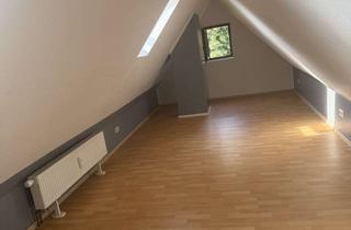 Wohnung mieten in Weststraße, 74343 Sachsenheim, Wohnen mit Charakter: 2,5-Zimmer-Dachgeschosswohnung in Sachsenheim