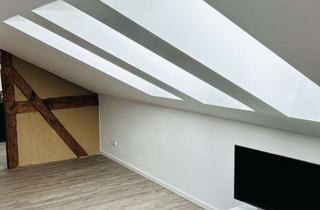 Wohnung mieten in Dorfstraße 24, 16341 Panketal, Wohnen mit Charakter: 2-Zimmer-Dachgeschosswohnung in Panketal