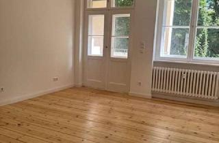 Wohnung mieten in Mörchingerstrasse 115, 14169 Zehlendorf, Neu sanierte 2 Zimmer Wohnung in Zehlendorf am S-Bahnhof Sundgauer Strasse ab sofort