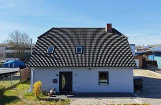Einfamilienhaus kaufen in 24226 Heikendorf, Großzügiges Einfamilienhaus mit Werkstatt im Gewerbegebiet Heikendorf