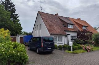 Doppelhaushälfte kaufen in Sohnreyweg, 29229 Celle, Wohnen mit Charakter: Ruhige Doppelhaushälfte mit Wintergarten und schönem Garten in Celle