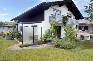 Haus kaufen in 83083 Riedering, Wohnen mit Charme: 166 m2 großes 2-Familienhaus in schöner und ruhiger Lage in Bad Endorf