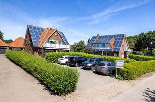 Haus kaufen in 23769 Fehmarn, Zwei Ferienhäuser mit 7 Wohneinheiten