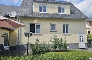 Haus kaufen in 56179 Niederwerth, Stilvolles Rheininselhaus mit Garten, Garage & Rheinblick – kernsaniertes Zuhause auf Niederwerth