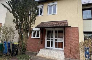 Haus kaufen in 90473 Langwasser, Kleines Reihenmittelhaus in Nürnberg-Langwasser-Süd