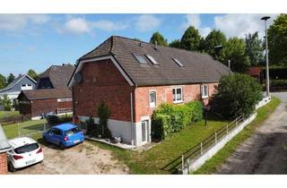 Reihenhaus kaufen in 23623 Ahrensbök, Mehrfamilienhaus im Reihenhaus-Stil