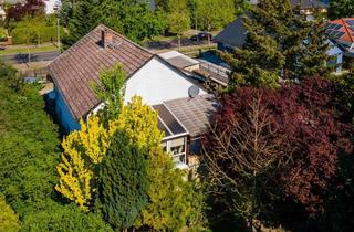 Einfamilienhaus kaufen in 15370 Fredersdorf-Vogelsdorf, Mit Wintergarten, Einbauküche, Pool, Garten, opt. Einliegerwohnung: Einfamilienhaus in Fredersdorf