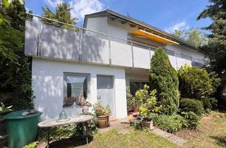 Haus kaufen in 91320 Ebermannstadt, Geräumiges Wohnhaus mit Praxis/Einliegerwohnung und Doppelgarage in Ebermannstadt