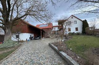 Haus kaufen in 95194 Regnitzlosau, Großzügiges Wohnhaus mit Scheune, Pferdestall und weitläufigen Grünflächen zur Tierhaltung