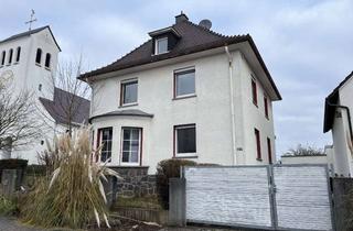 Haus mieten in Bahnhofstraße 106, 35440 Linden, Einfamilienhaus mit 6 Zimmern in Linden mit Garten