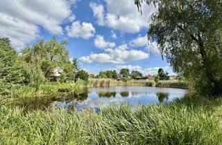Grundstück zu kaufen in Gartenstraße, 15366 Hoppegarten, Noch zu teilendes "Wasser"grundstück mit Bestand zur Neubebauung