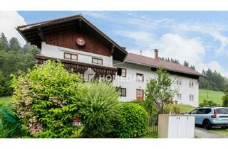 Wohnung kaufen in 87547 Missen-Wilhams, Lichtdurchflutete Vier-Zimmer-Wohnung mit ländlichem Flair und Weitblick