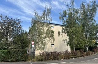 Penthouse kaufen in 65191 Bierstadt, 3 Zimmerwohnung mit Penthouse-Charakter / Blick/ Aufzug/ Tiefgarage