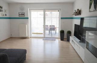 Wohnung kaufen in 94374 Schwarzach, Wohnen wie im eigenen Haus – Moderne 3-Zimmer-Terrassenwohnung mit großem Garten in Schwarzach