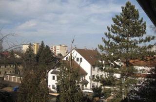 Wohnung kaufen in 91052 Erlangen, Großzügige 4-Zi-ETW + Garage + Keller + DG-Raum (privat)