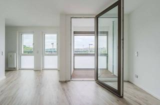 Wohnung mieten in Dörpfeldstraße, 12489 Adlershof, Frisch renovierte 1-Zimmer-Wohnung mit Balkon und Aufzug in Berlin-Adlershof