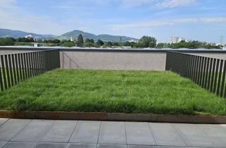Wohnung mieten in Bissierstrasse 40, 79114 Stühlinger, 4-Zimmer-Wohnung mit Dachterrasse & Top-Ausblick!