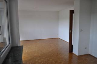 Wohnung mieten in Pestalozzistraße 33, 90522 Oberasbach, 2,5-Zimmer-Wohnung in Oberasbach mit Balkon und Garage