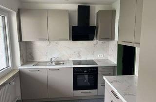 Wohnung mieten in Silcherstraße 25, 72172 Sulz, Komplett modernisierte 3,5-Zimmer-Wohnung mit Balkon und Garage