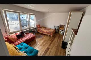 WG-Zimmer mieten in Limburgstrasse 11, 73734 Esslingen, Großes Frauen WG-Zimmer 19 m² in frisch sanierter 2er WG in Esslingen-Berkheim