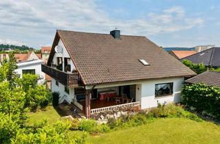 Haus kaufen in 96264 Altenkunstadt, Geräumiges Zweifamilienhaus mit Garten in schöner Lage von Altenkunstadt