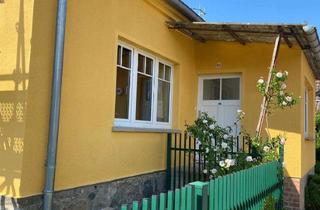Haus kaufen in Seestraße 10 B, 16775 Großwoltersdorf, EFH mit Scheune und Gäste Wohnung am Globsowsee