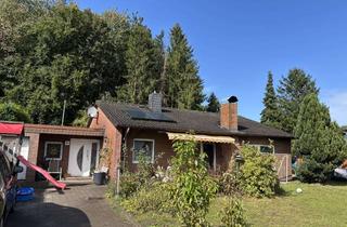 Haus kaufen in 24222 Schwentinental, Bungalow mit Pool in Schwentinental-Klausdorf