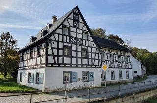 Haus kaufen in 08606 Triebel, Historisches Anwesen in idyllischer Lage von Wiedersberg