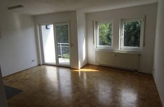 Wohnung kaufen in 74348 Lauffen, 1 1/2-Zimmer-Eigentumswohnung im 1. OG eines Mehrfamilienhauses in Lauffen