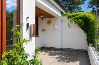 Wohnung kaufen in 14089 Berlin, Bezugsfreie 4-Zi.-Maisonett-Wohnung mit Balkonen und PKW-Stellplätzen in Berlin-Kladow