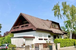 Einfamilienhaus kaufen in 12305 Berlin, Großes Ein-/oder Zweifamilienhaus in ruhiger Lage von Berlin Lichtenrade