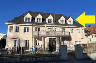 Wohnung kaufen in 78628 Rottweil, Gemütliche 2-Zimmer-Wohnung im Dachgeschoss mit PKW-Stellplatz