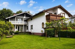 Haus kaufen in 83071 Stephanskirchen, Stephanskirchen - Provisionsfrei - Zwei Häuser auf großzügigem Grundstück Haus