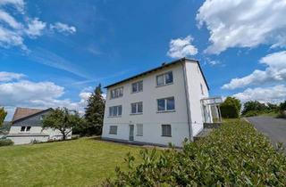 Haus kaufen in 34632 Jesberg, Jesberg - Großzügiges, freistehendes Zweifamilien-Haus in Jesberg - Privat