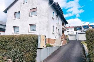 Haus kaufen in 35325 Mücke, Mücke - Zweifamilienhaus in Ruppertenrod, ruhige Lage, großes Grundstück